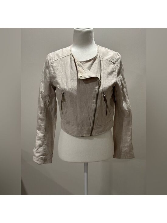 H&M Jackets & Blazers - H&M Women's Beige Zip Up Jacket Size 6